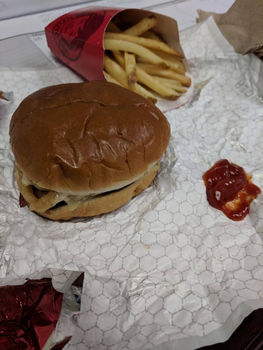 Wendys | restaurant | 55 Powder Springs St, Marietta, GA 30064, USA | 7705752885 OR +1 770-575-2885