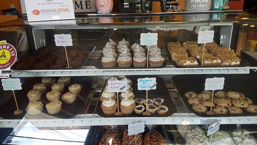 Runts Munchies LLC. | restaurant | 529 5th Ave SE, Cedar Rapids, IA 52401, USA | 3192002517 OR +1 319-200-2517