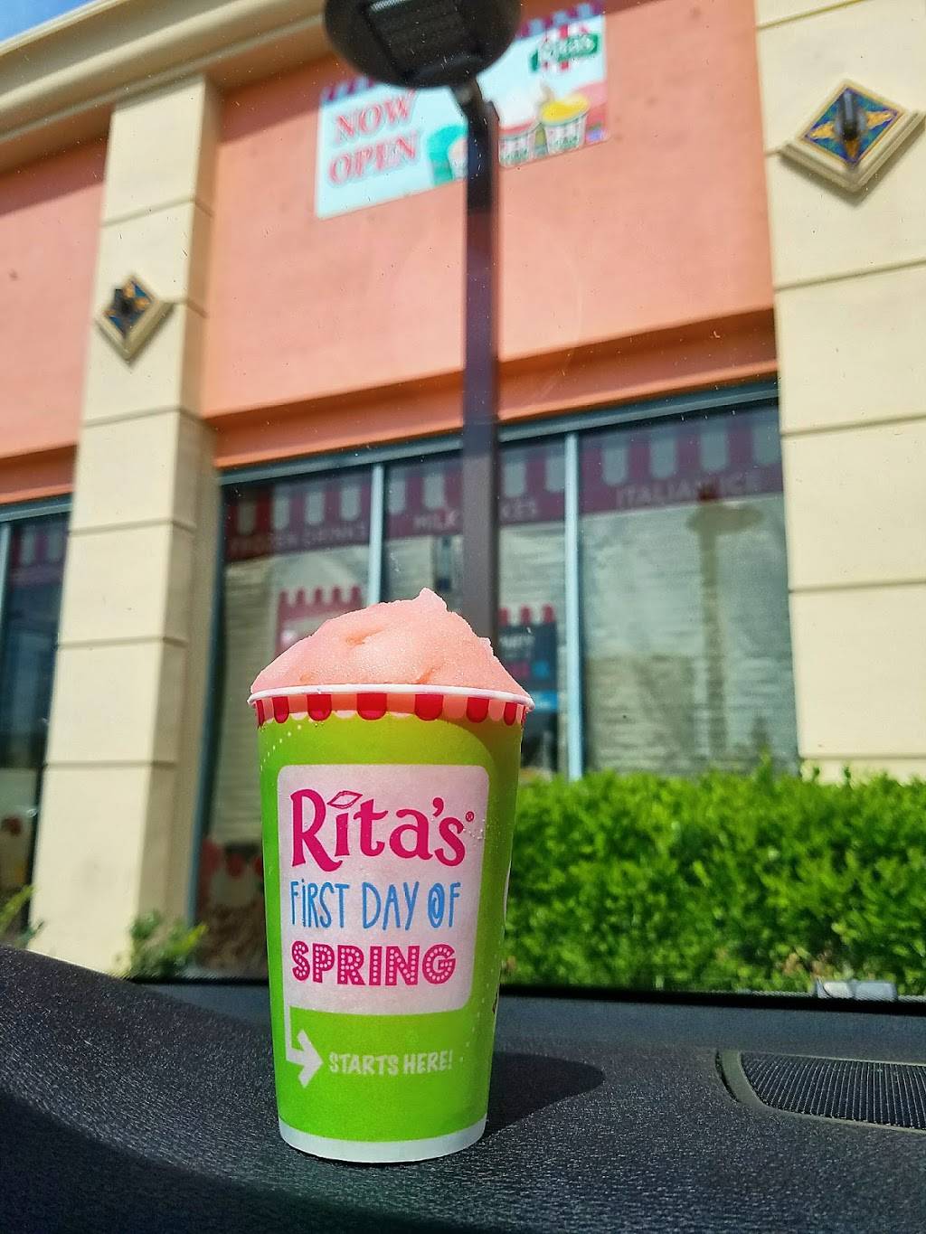 Ritas Italian Ice & Frozen Custard | restaurant | 9002 Tampa Ave, Northridge, CA 91324, USA | 8189989444 OR +1 818-998-9444