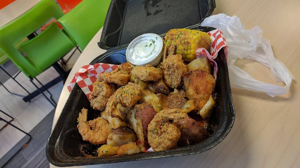 The Seafood Station | restaurant | 5107 Silver Star Rd, Pine Hills, FL 32808, USA | 3212173504 OR +1 321-217-3504