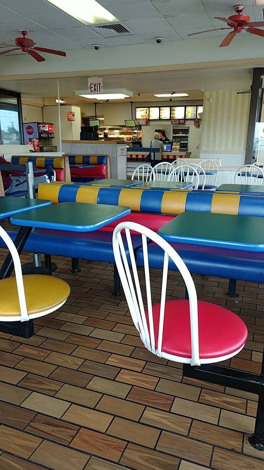 Churchs Chicken | restaurant | 6307 E Admiral Pl, Tulsa, OK 74115, USA | 9188312233 OR +1 918-831-2233