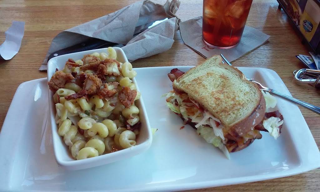 Applebees Grill + Bar | restaurant | 1540 W River Rd N, Elyria, OH 44035, USA | 4403241700 OR +1 440-324-1700