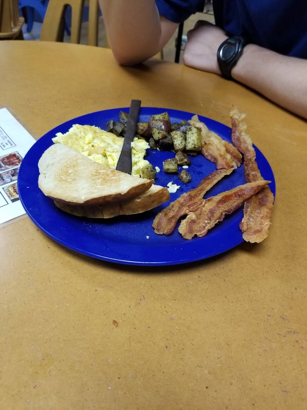 Little Lillys Island Deli | restaurant | 10700 Stringfellow Rd #20, Bokeelia, FL 33922, USA | 2392829264 OR +1 239-282-9264