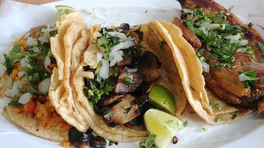 Super Tacos Morelos | restaurant | 3415 W North Ave, Melrose Park, IL 60160, USA | 7082232245 OR +1 708-223-2245