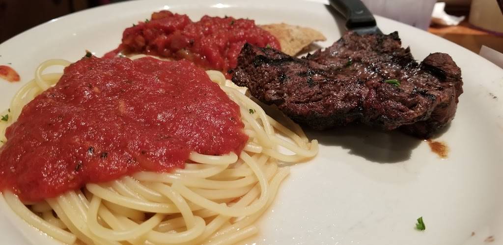 Johnny Carinos | restaurant | 1207 I-35, San Marcos, TX 78666, USA | 5127388770 OR +1 512-738-8770