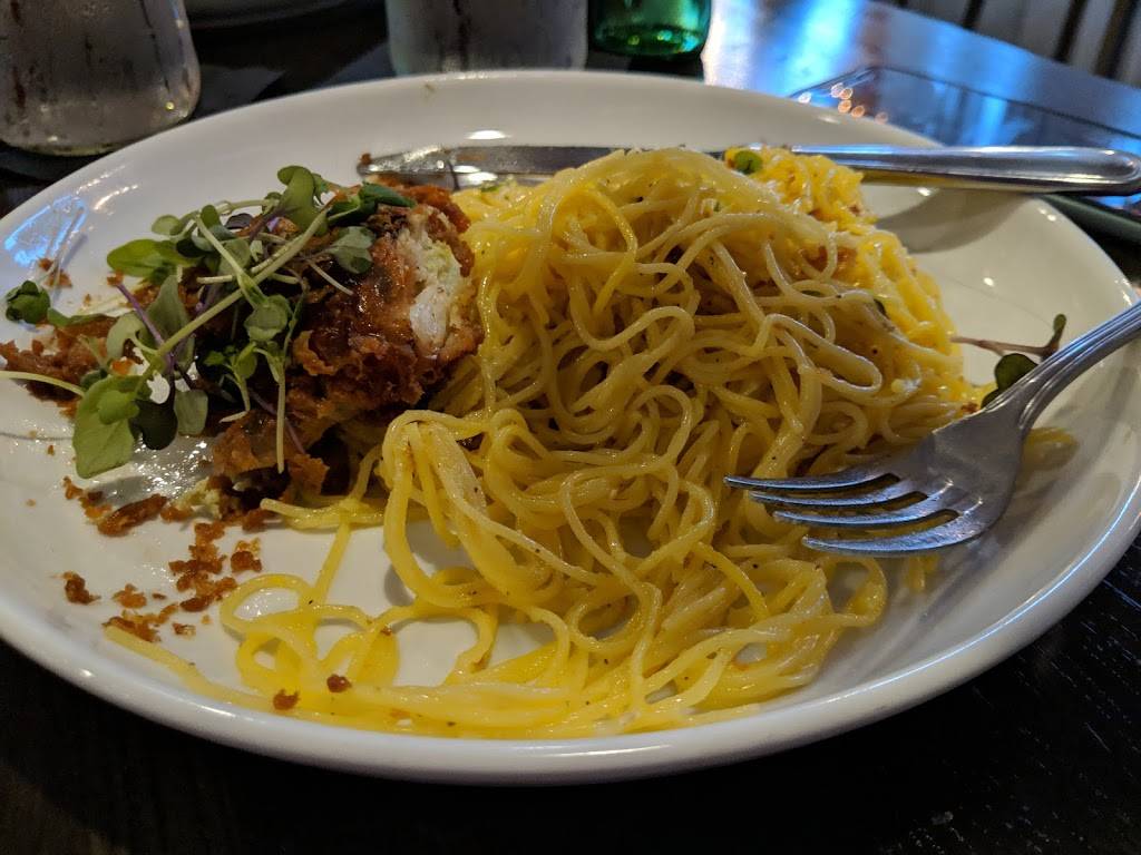 Leocis Mercato Italiano | restaurant | 5500 Abercorn St #36, Savannah, GA 31405, USA | 9127774911 OR +1 912-777-4911