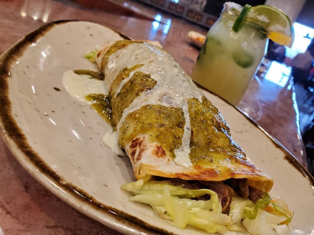 Casa Azteca | restaurant | 1801 N Wayne St #104, Angola, IN 46703, USA | 2602434115 OR +1 260-243-4115