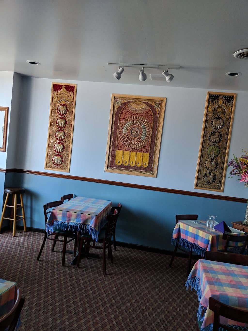 Bangkok House Restaurant | restaurant | 104 N Union St, Wilmington, DE 19805, USA | 3026548555 OR +1 302-654-8555