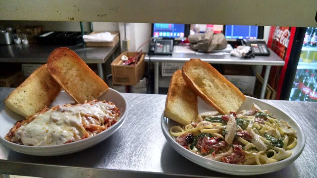 Fresco Pizzeria & Pastaria | restaurant | 3011 E Speedway Blvd, Tucson, AZ 85716, USA | 5208815555 OR +1 520-881-5555