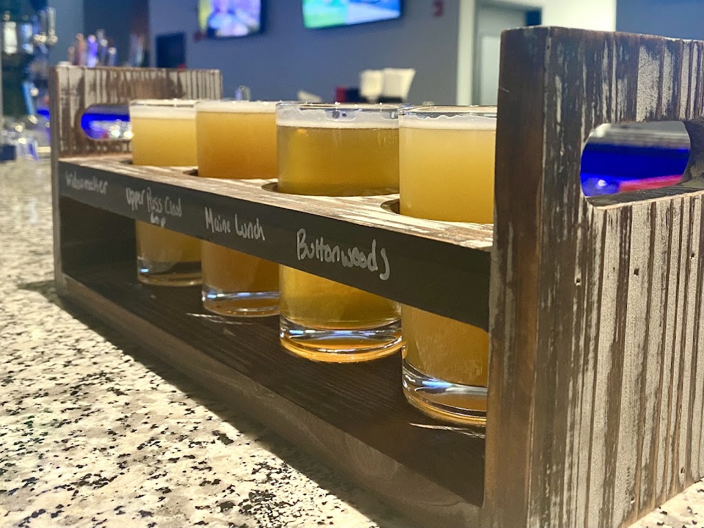 AvaLenas Bar + Grill | restaurant | 36 Milliston Rd, Millis, MA 02054, USA | 7745820233 OR +1 774-582-0233