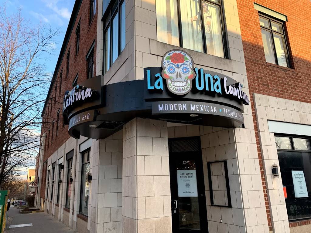 La Una Cantina | restaurant | 254 N Walnut St, Bloomington, IN 47404, USA | 8122877458 OR +1 812-287-7458