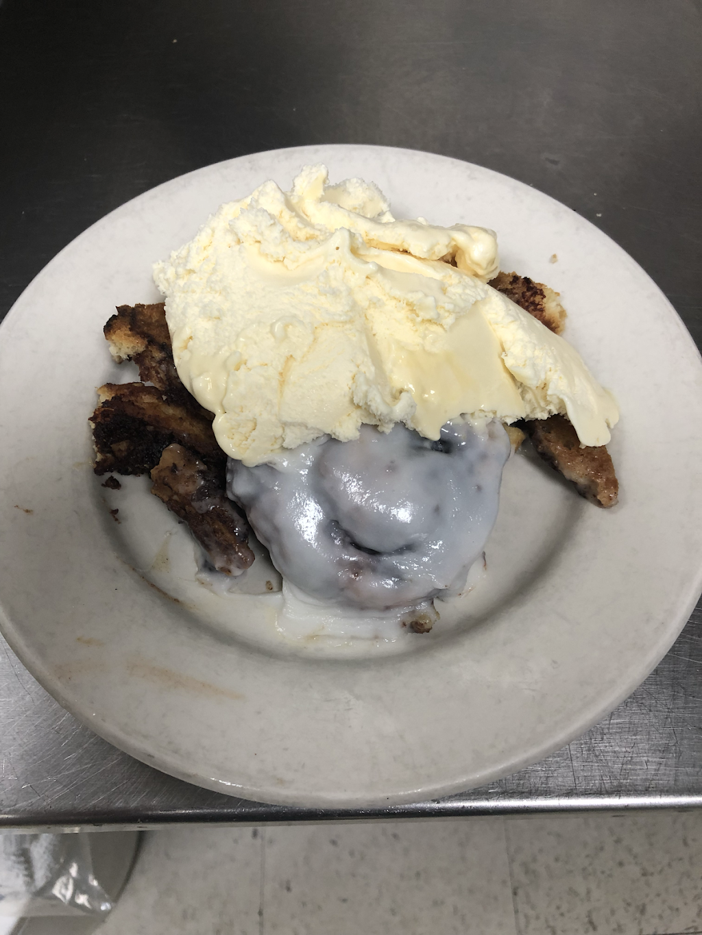 Bear’s 105 Diner | restaurant | 3034 Lansing Rd, Perry, MI 48872, USA | 5176255566 OR +1 517-625-5566