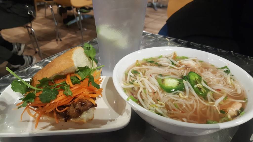 Nom Nom Noodles | meal takeaway | 1635 Eldridge Pkwy #400, Houston, TX 77077, USA | 2814976028 OR +1 281-497-6028