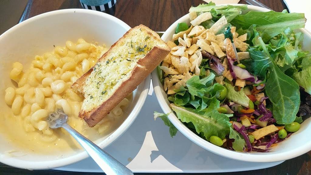 Corner Bakery Cafe | bakery | 720 NW Gilman Blvd, Issaquah, WA 98027, USA | 4256512770 OR +1 425-651-2770