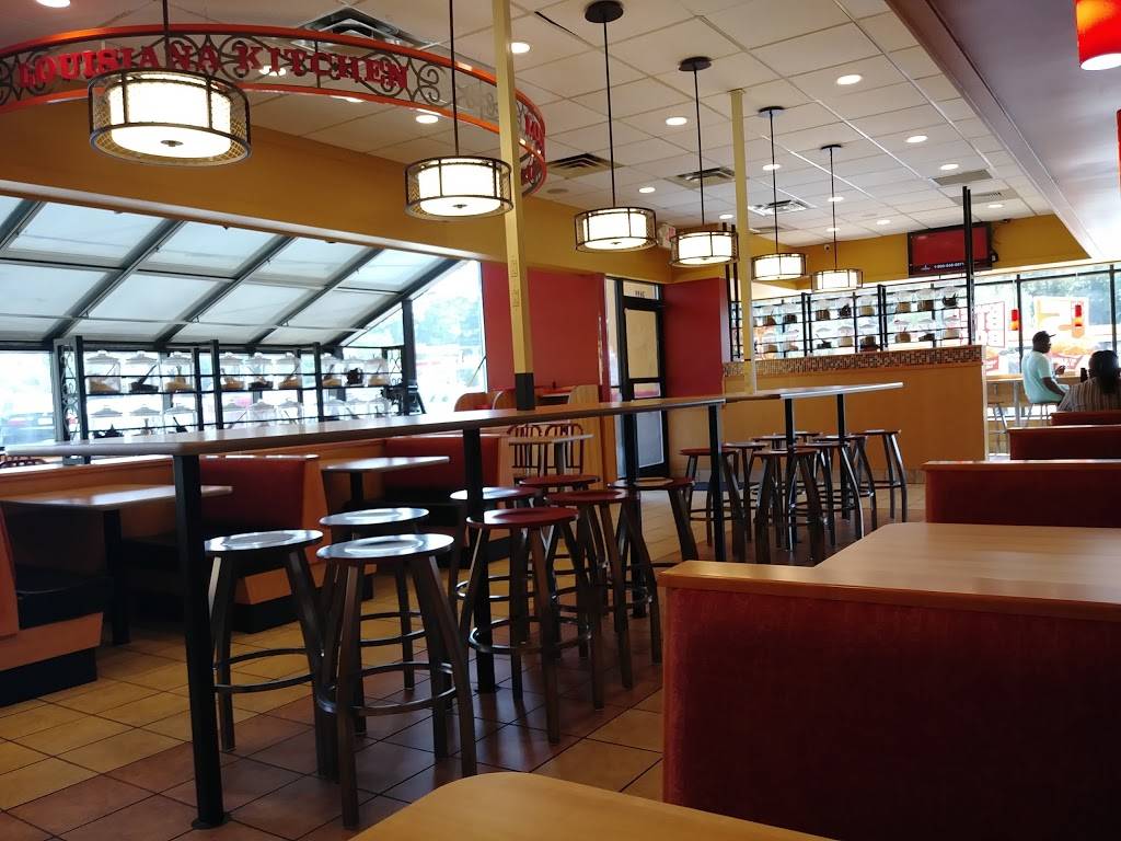 Popeyes Louisiana Kitchen | restaurant | 3699 New Bern Ave, Raleigh, NC 27610, USA | 9198037777 OR +1 919-803-7777