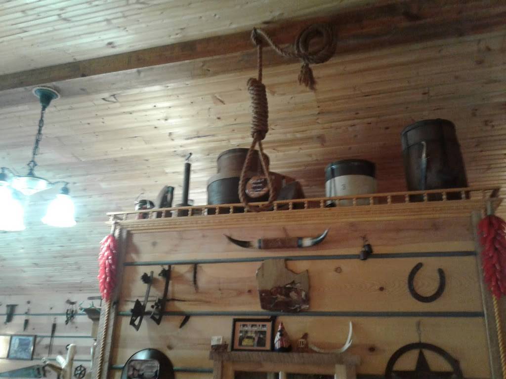 Hitchin Post | restaurant | 6725 N 1075th St, Robinson, IL 62454, USA | 6185448901 OR +1 618-544-8901