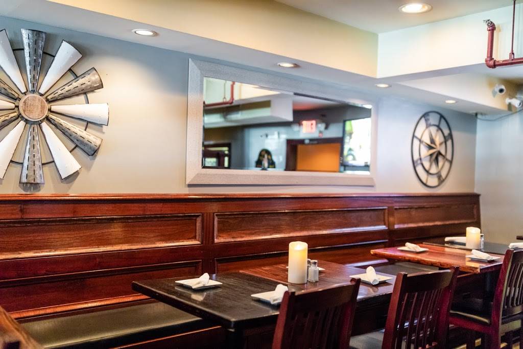 Harringtons Pub | restaurant | 17 Water St, Wakefield, MA 01880, USA | 7812451525 OR +1 781-245-1525
