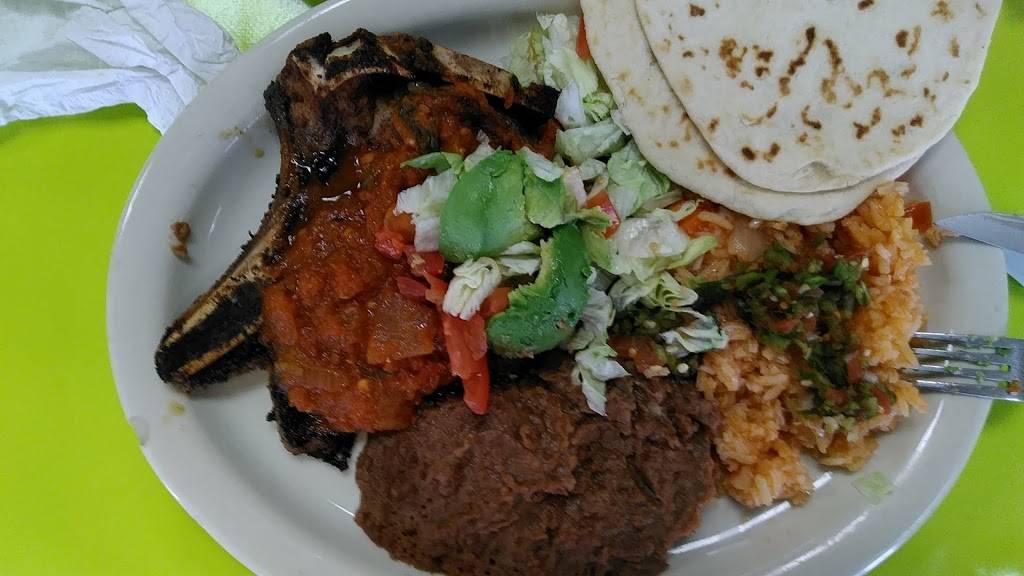 Millys Mexican Restaurant | restaurant | 1836B Spur St, New Braunfels, TX 78130, USA | 2108108978 OR +1 210-810-8978