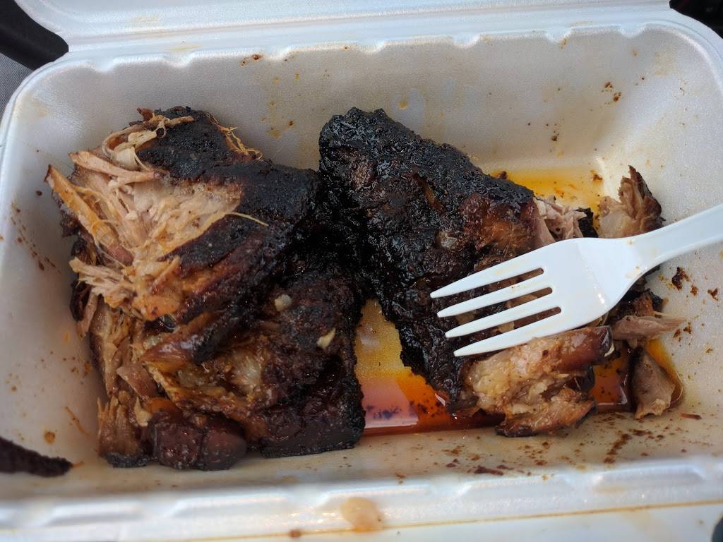 32-Q | restaurant | 4100 Half-Acre Rd, Batavia, OH 45103, USA | 5134446587 OR +1 513-444-6587