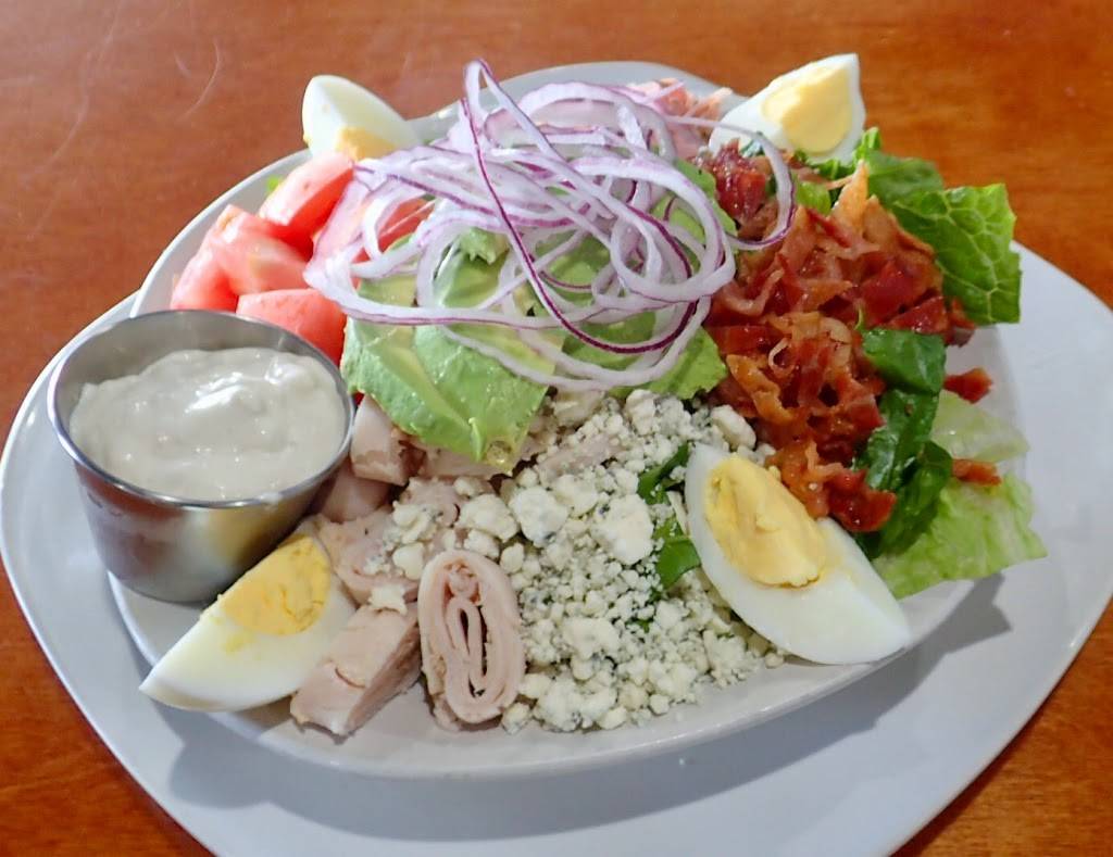 The Wheelhouse | restaurant | 7220 Central Ave, St. Petersburg, FL 33707, USA | 7276230589 OR +1 727-623-0589