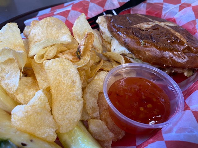 Church Street Market & Pub | restaurant | 105 W Church St, Swansboro, NC 28584, USA | 9103258546 OR +1 910-325-8546