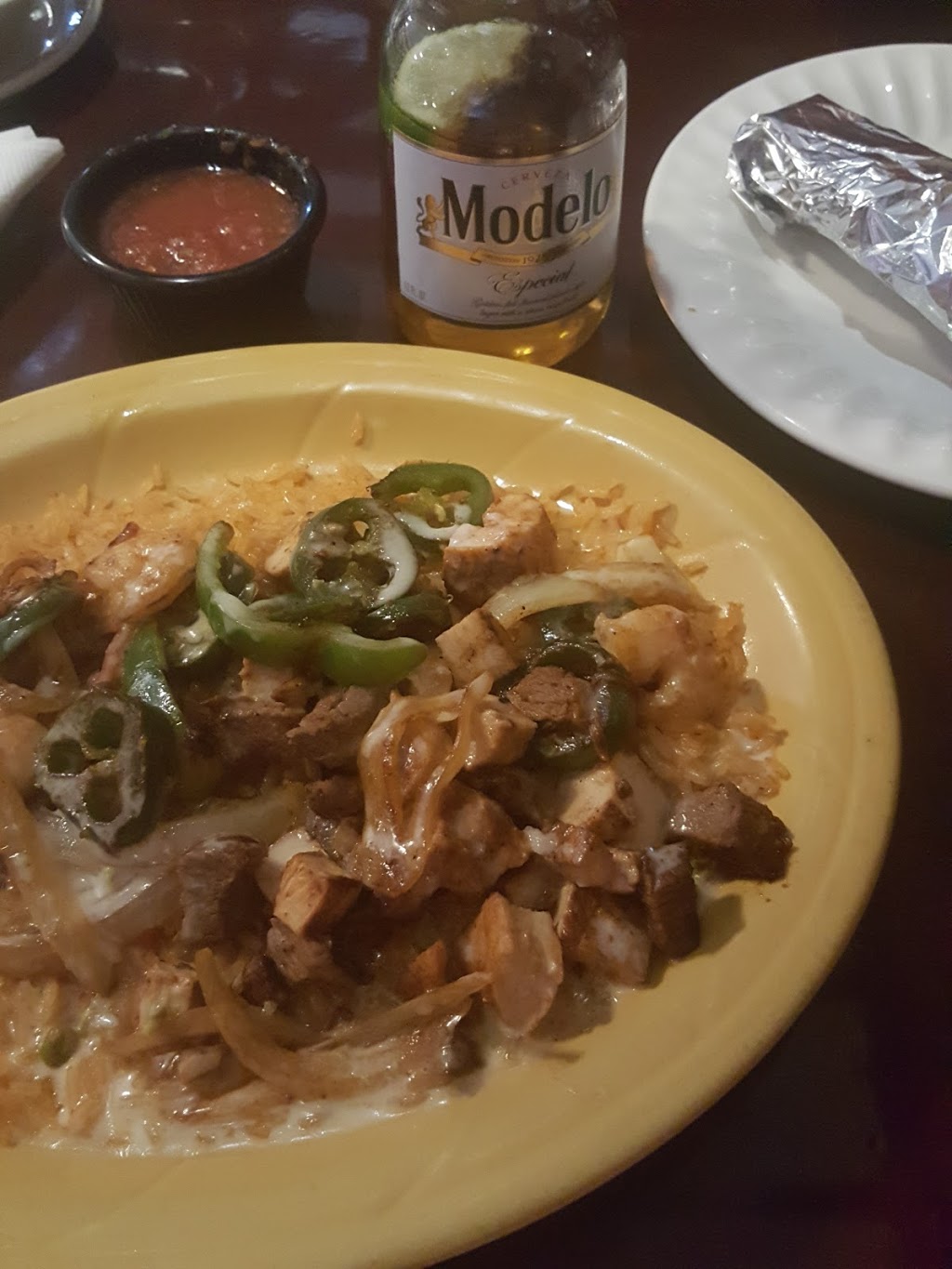 La Bamba Mexican Restaurant | restaurant | 207 North Service Rd E #207, Ruston, LA 71270, USA | 3182554219 OR +1 318-255-4219