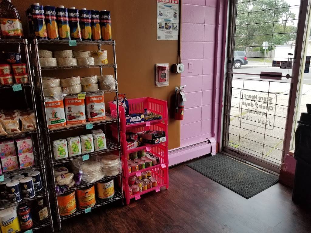 La Reina Del Norte Taqueria | restaurant | 412 Neighborhood Rd, Mastic Beach, NY 11951, USA | 6317725788 OR +1 631-772-5788