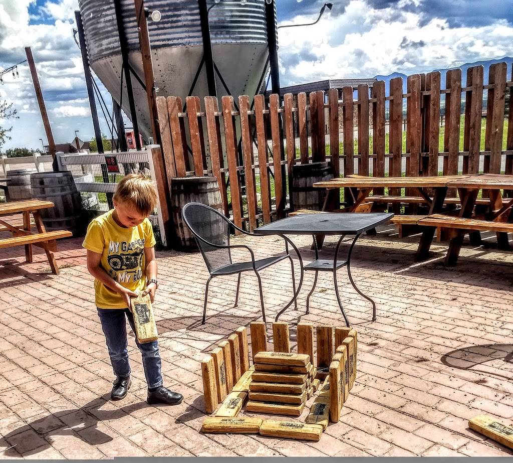 Pikes Peak Brewing Company | restaurant | 1756 Lake Woodmoor Dr, Monument, CO 80132, USA | 7192084098 OR +1 719-208-4098