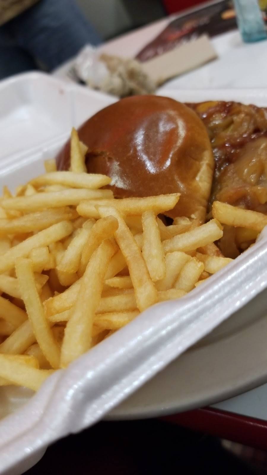 Steak n Shake | restaurant | 2250 Mount Zion Rd, Decatur, IL 62521, USA | 2178646592 OR +1 217-864-6592