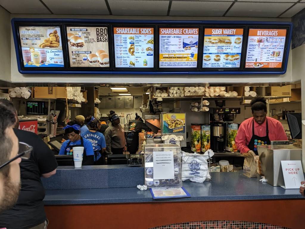 White Castle | restaurant | 105 E Market St, Louisville, KY 40202, USA | 5025841529 OR +1 502-584-1529