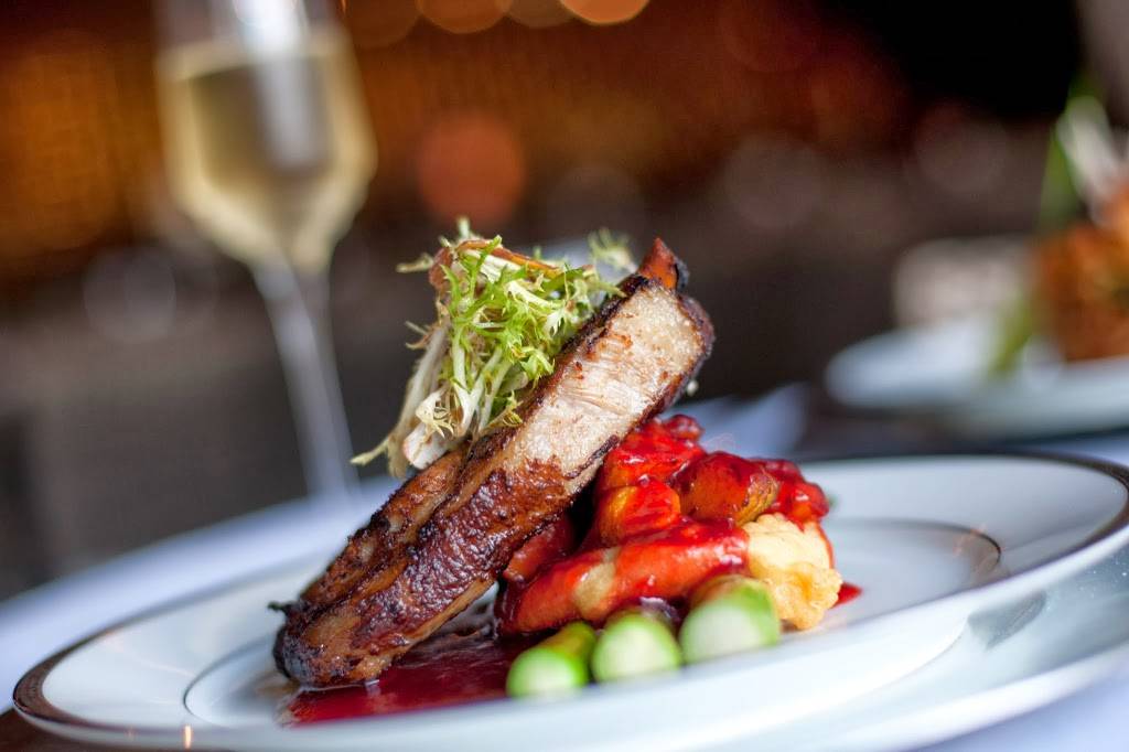 Osha Thai Restaurant & Lounge | night club | 4 Embarcadero Center, San Francisco, CA 94111, USA | 4157886742 OR +1 415-788-6742