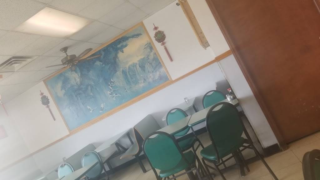 Golden Dragon | restaurant | 3302 Portage Ave, South Bend, IN 46628, USA | 5742438800 OR +1 574-243-8800