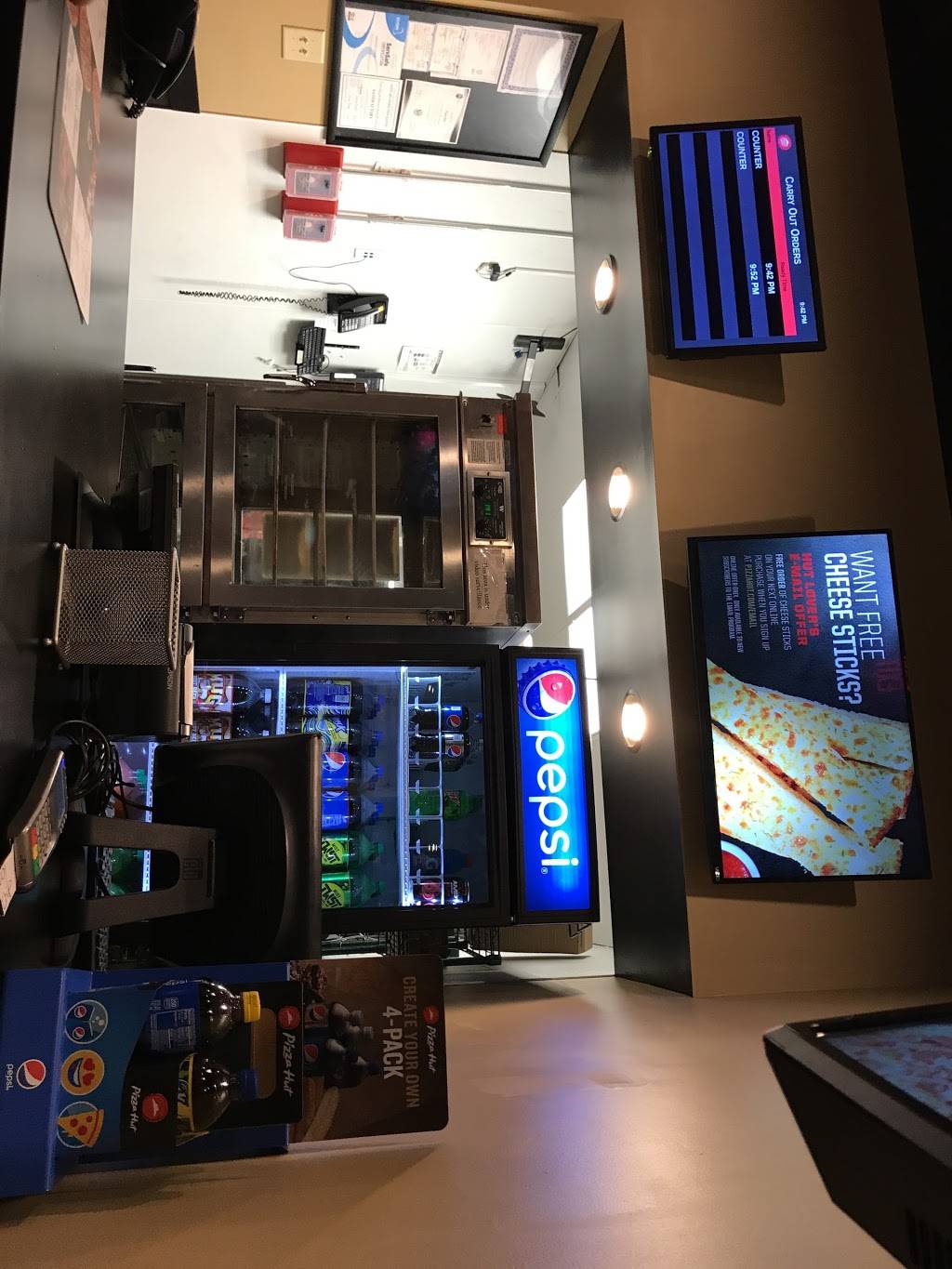 Pizza Hut | restaurant | 1488 Blackwood Clementon Rd, Clementon, NJ 08021, USA | 8563462104 OR +1 856-346-2104