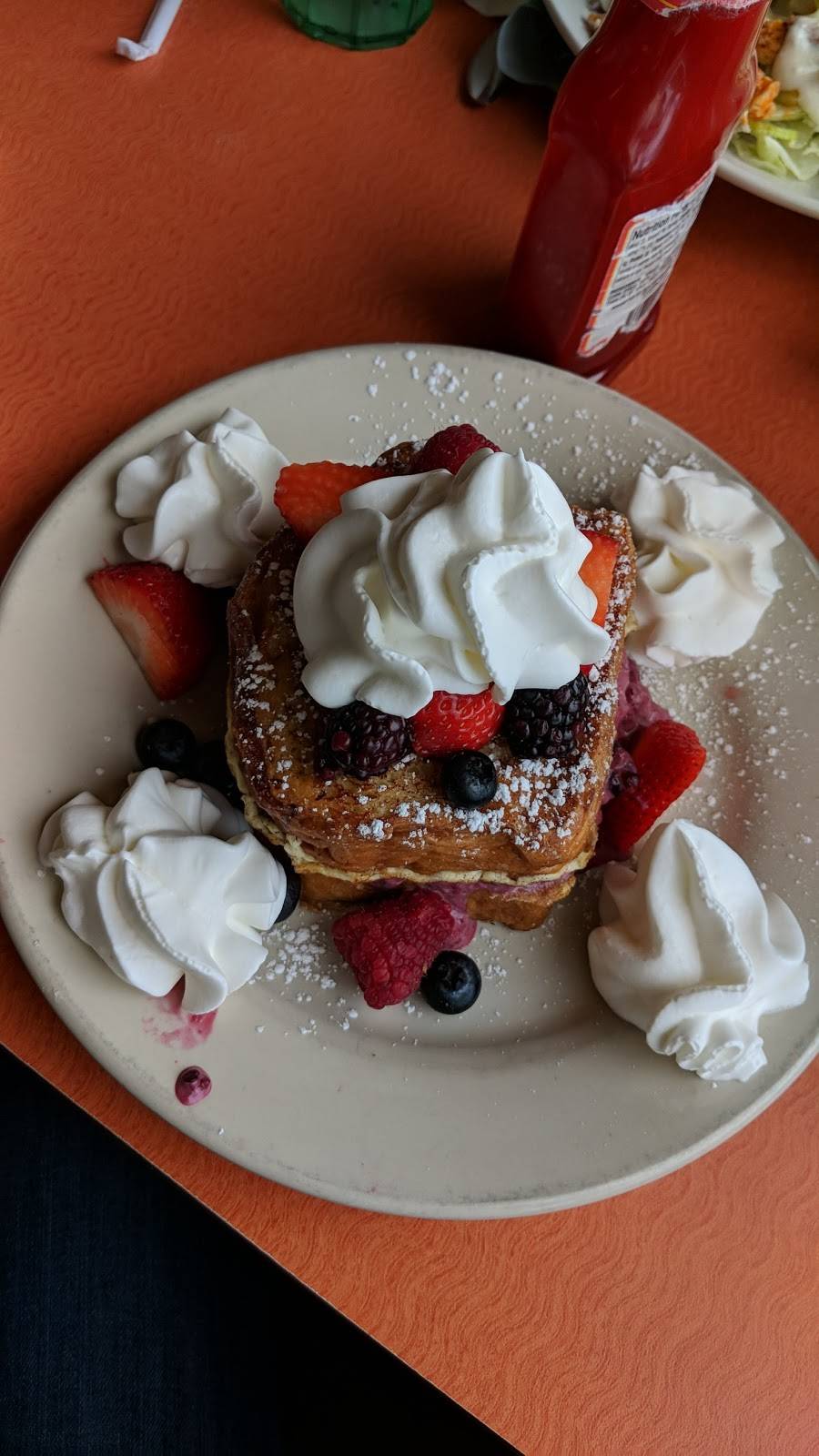 Al Macs Diner | restaurant | 135 President Ave, Fall River, MA 02720, USA | 5085670242 OR +1 508-567-0242