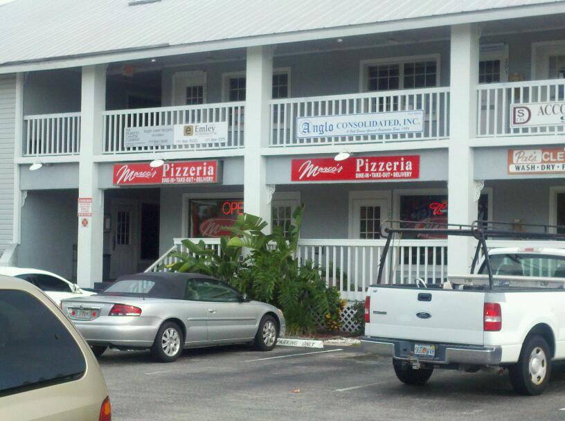 Marcos Pizzeria | restaurant | 1120 Pinellas Bayway S, Tierra Verde, FL 33715, USA | 7278642900 OR +1 727-864-2900