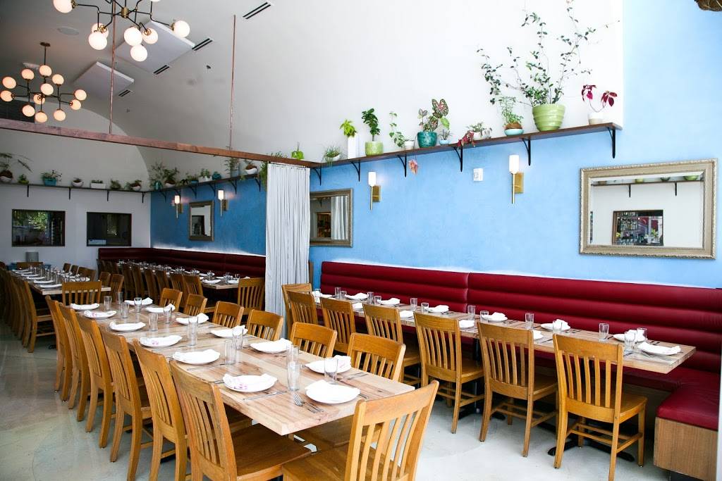 LOca dOro | restaurant | 1900 Simond Ave, Austin, TX 78723, USA | 7372121876 OR +1 737-212-1876