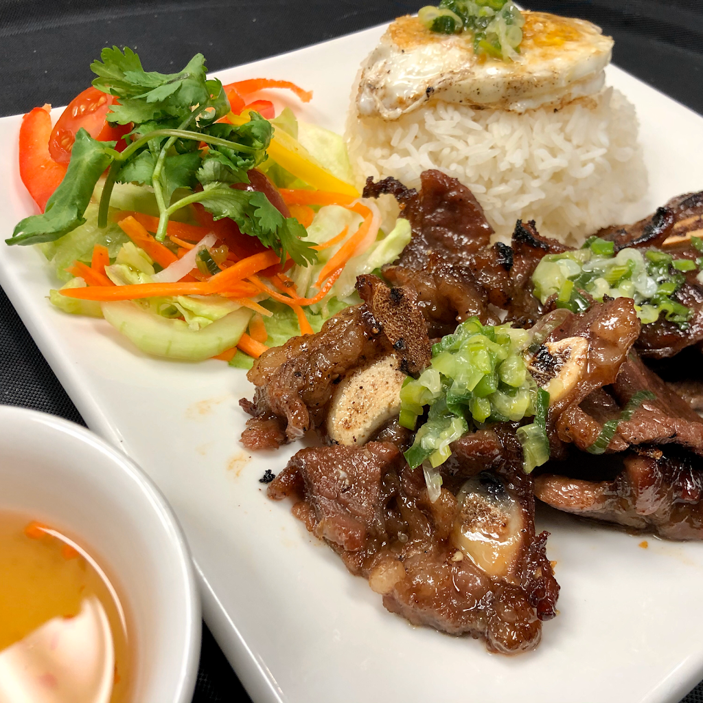 PHO 4 U Vietnamese Cuisine | restaurant | 3835 N 124th St, Brookfield, WI 53005, USA | 2624399149 OR +1 262-439-9149