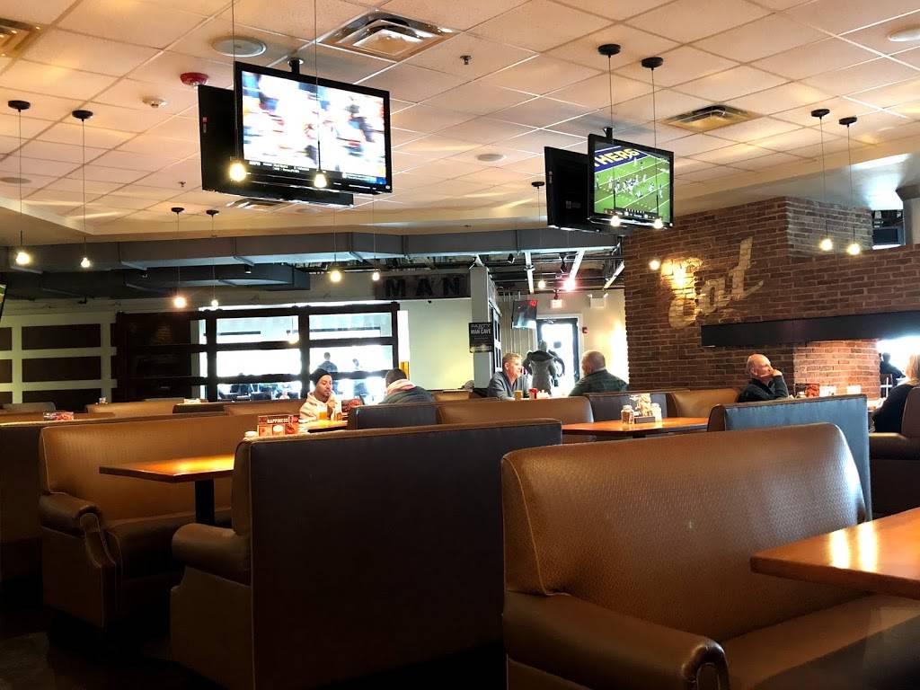 Brick House Tavern + Tap | restaurant | 1461 Butterfield Rd, Downers Grove, IL 60515, USA | 6309631104 OR +1 630-963-1104