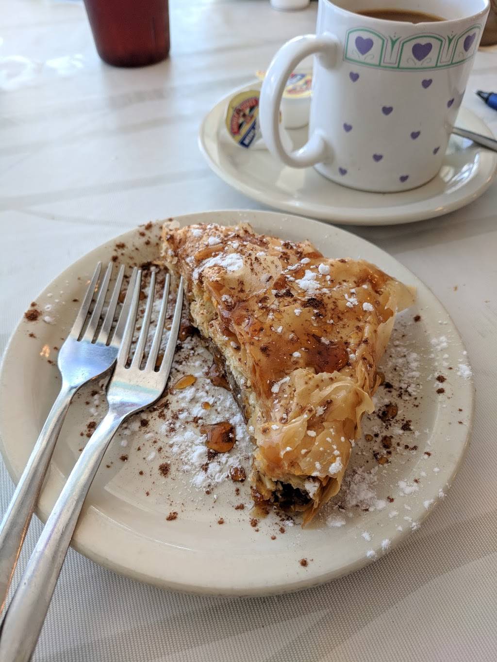 Nostimo Mediterranean Cafe | restaurant | 206 W San Antonio St, San Marcos, TX 78666, USA | 5126676348 OR +1 512-667-6348