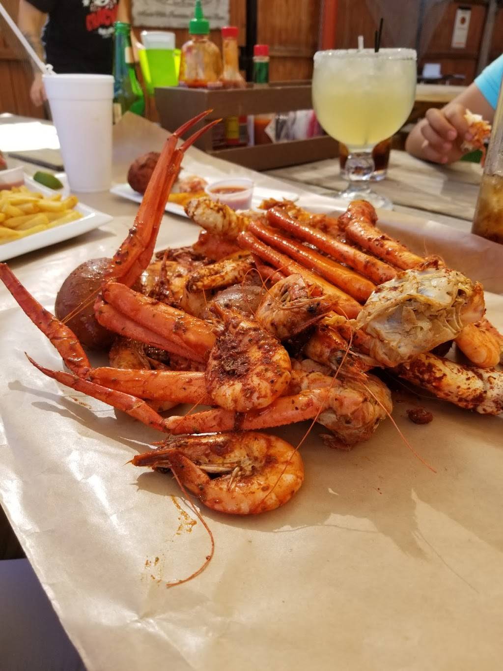 King Crab | restaurant | 1700 N Zaragoza Rd, El Paso, TX 79936, USA | 9153072548 OR +1 915-307-2548