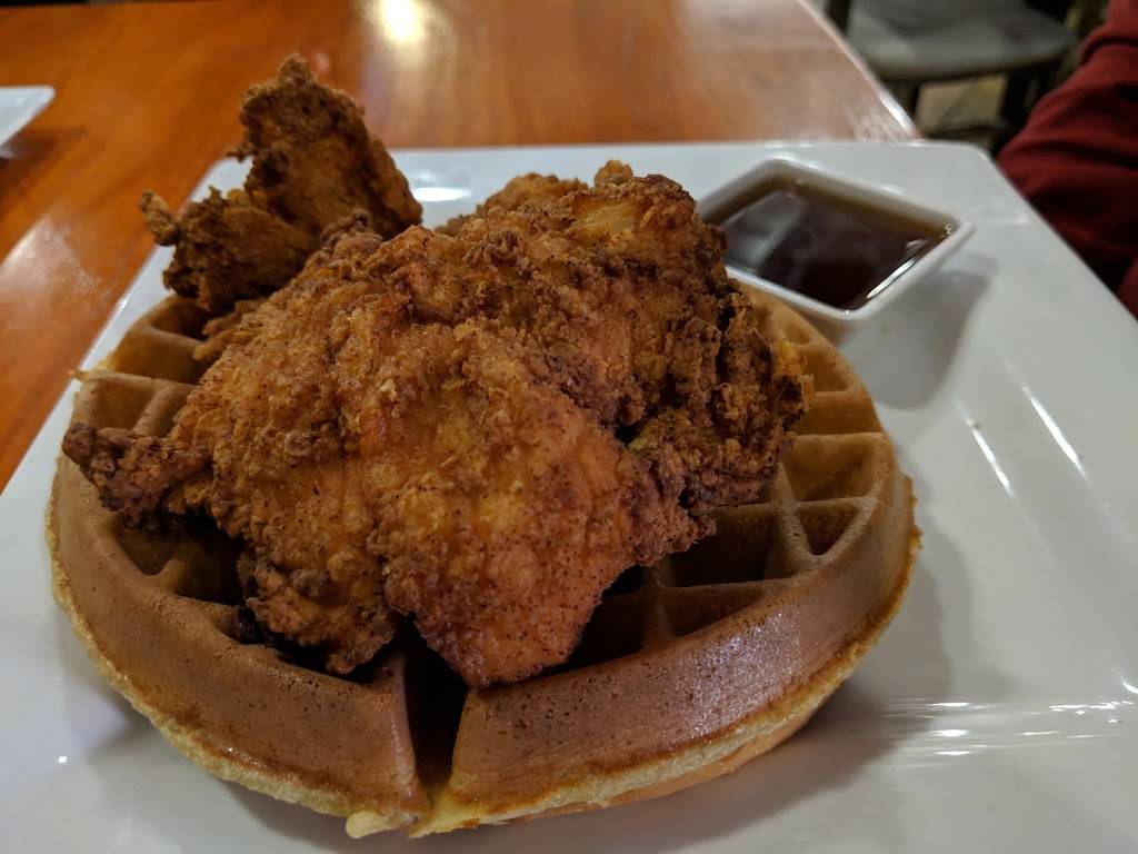 Clouds Brewing | restaurant | 905 W Main St #22, Durham, NC 27701, USA | 9192518096 OR +1 919-251-8096