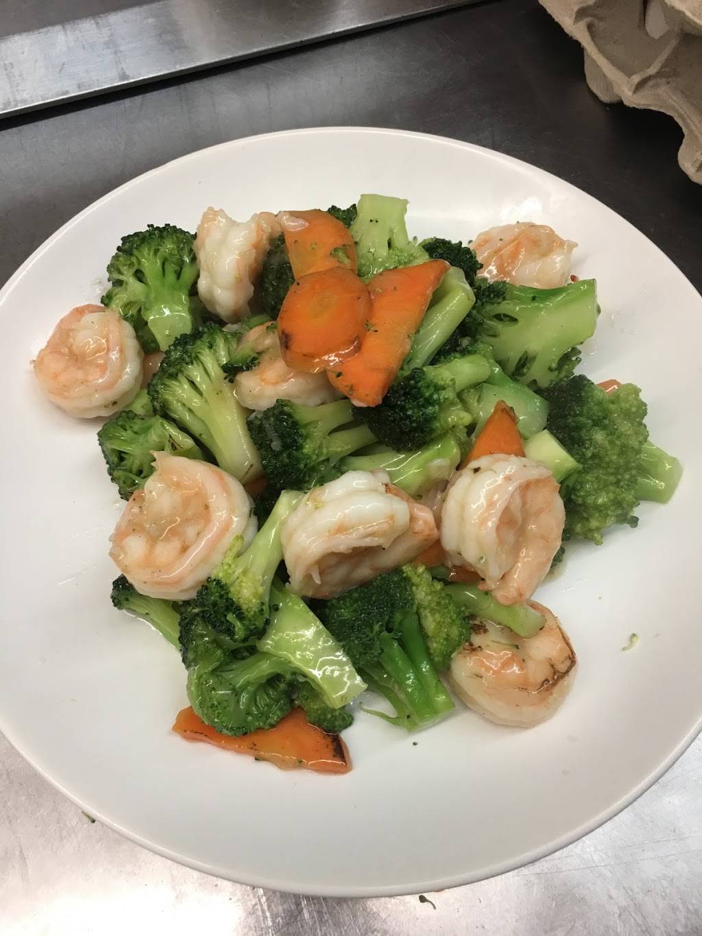 Lotus Chinese Kitchen | restaurant | 1434 NE 26th St, Wilton Manors, FL 33305, USA | 9545665565 OR +1 954-566-5565