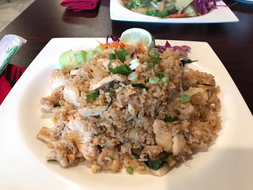 Little Thai Chef | restaurant | 5440 Babcock Rd Ste 135, San Antonio, TX 78240, USA | 2102675204 OR +1 210-267-5204