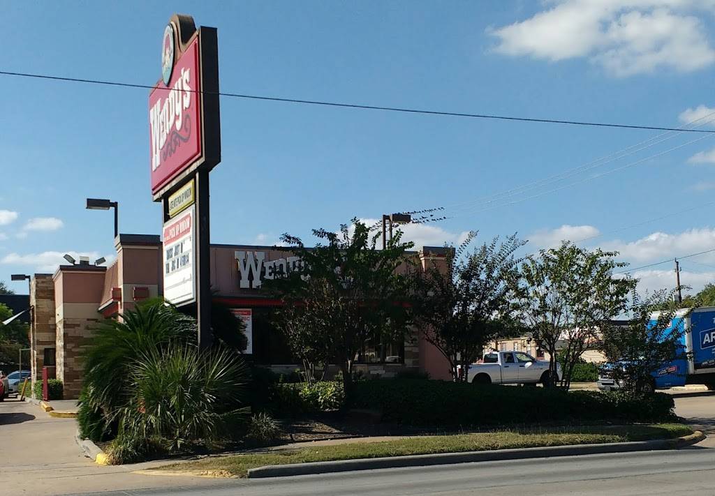 Wendys | restaurant | 1225 Gessner Rd, Houston, TX 77055, USA | 7134654713 OR +1 713-465-4713