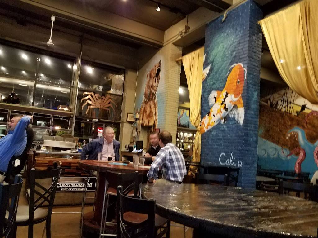 Luke Wholeys Wild Alaskan Grille | restaurant | 2106 Penn Ave, Pittsburgh, PA 15222, USA | 4129044509 OR +1 412-904-4509