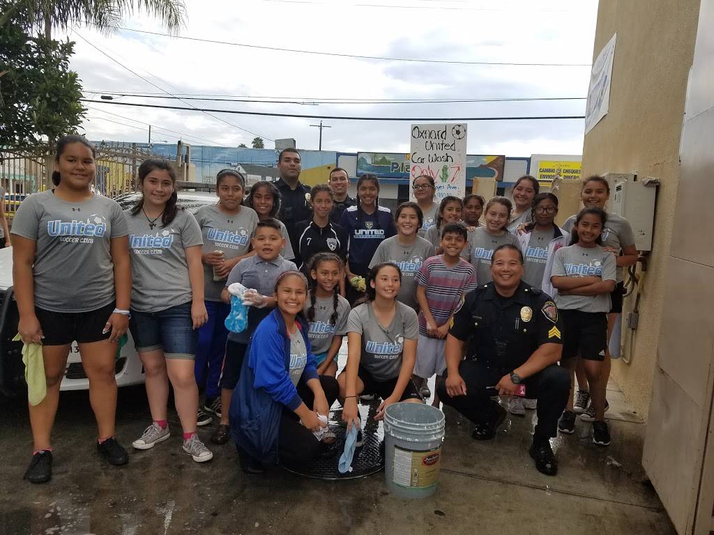 La Rosa De Michoacan Taqueria | restaurant | 165 N Hayes Ave, Oxnard, CA 93030, USA | 8054835621 OR +1 805-483-5621