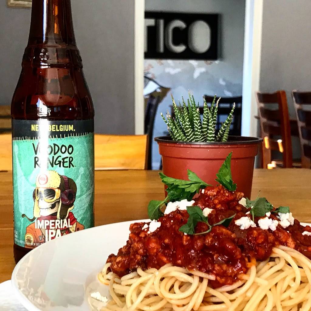 Portico restaurante & cervecería cosmos | restaurant | Libertad 449, Pliego, 21400 Tecate, B.C., Mexico | 016651340586 OR +52 665 134 0586