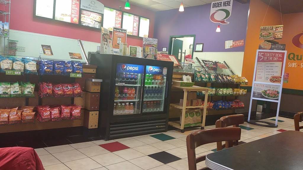 Quiznos | restaurant | 12547 IL-143 Ste G, Highland, IL 62249, USA | 6186519904 OR +1 618-651-9904