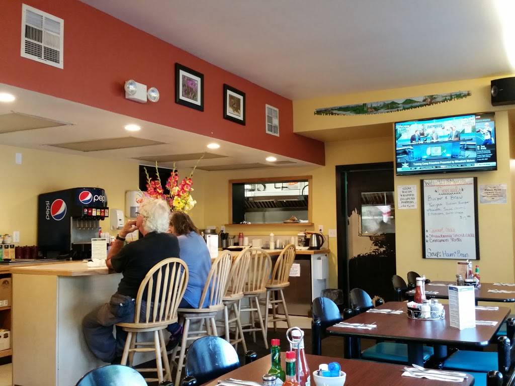 Marcola Roadhouse | restaurant | 92178 Marcola Rd, Marcola, OR 97454, USA | 5419332828 OR +1 541-933-2828