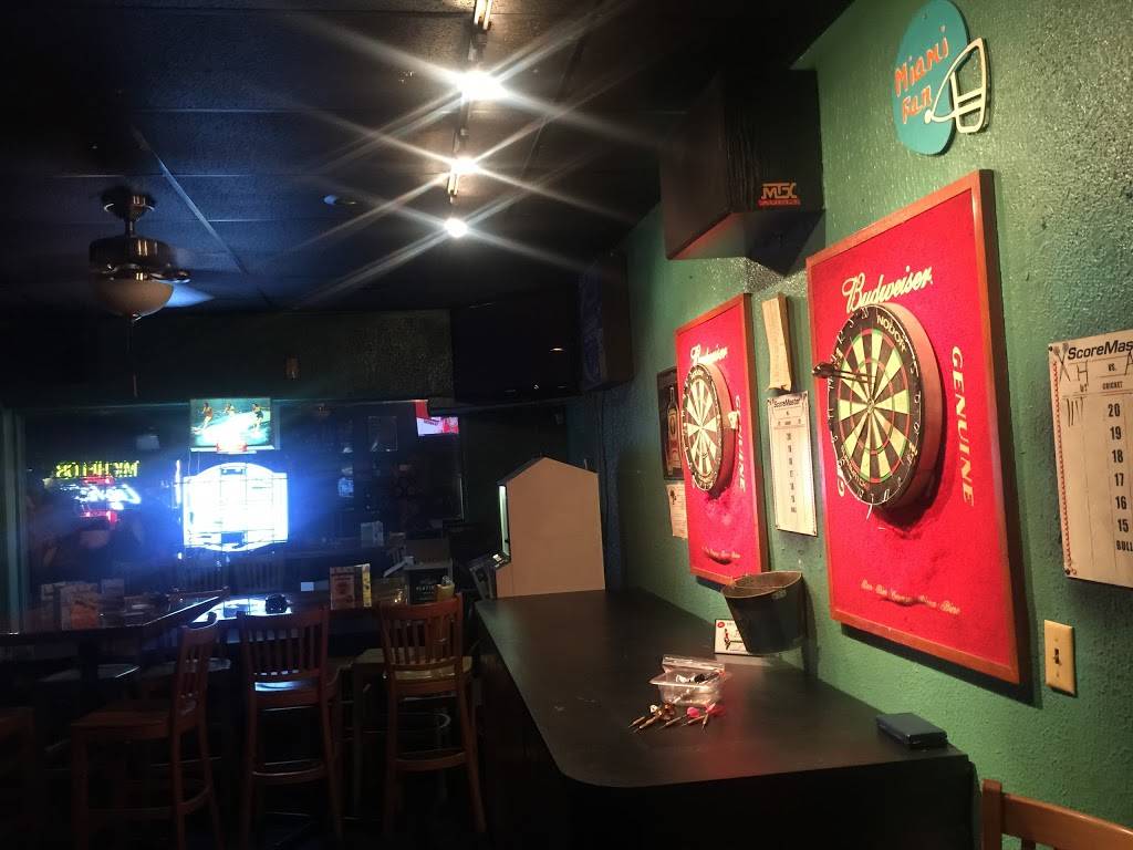 BBs Bar & Grill | restaurant | 1403 W Boynton Beach Blvd # 20, Boynton Beach, FL 33426, USA | 5617380678 OR +1 561-738-0678